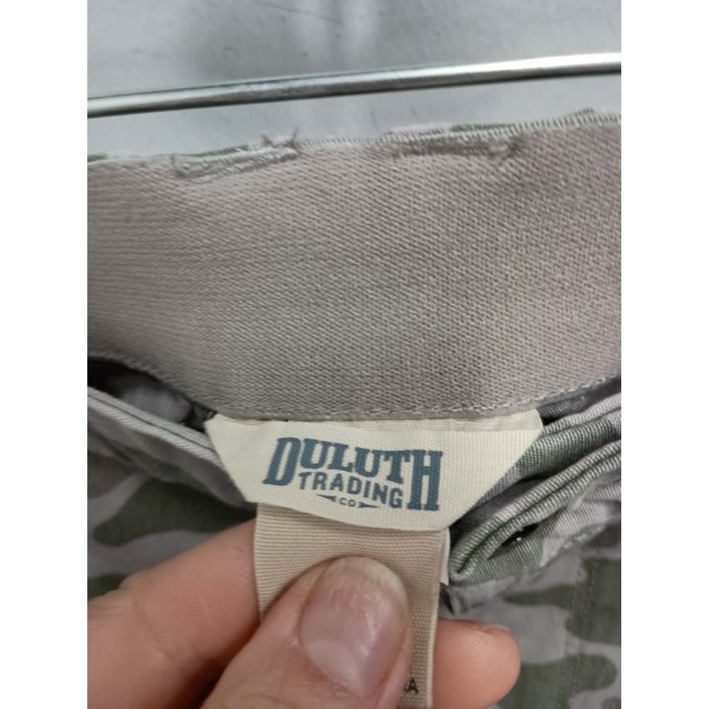 Duluth Trading Co Jogger Pants Womens 12 Green Camo Cargo Utility Outdoor - Picture 11 of 14